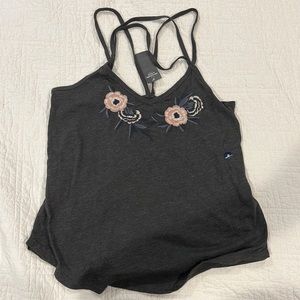 Beautiful tank NWT